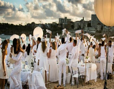 Cómo organizar una fiesta ibicenca paso a paso